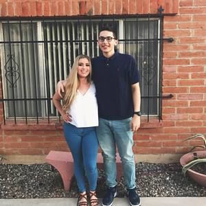 Meet your Posher, Alexis